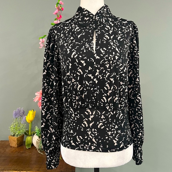 Eclair Long Sleeve Top - Picture 2 of 15